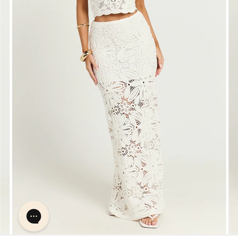 Showpo: Charlene Top & Skirt Set